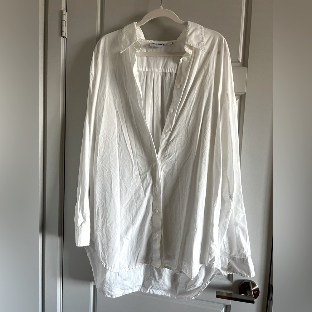 Aritzia Sun-deh white shirt dress